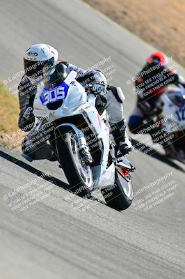 media/May-31-2025-Classic Track Day (Sat) [[da23ab3028]]/Group A/Session 2 (Turns 1 and 3)/
